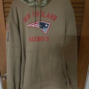 XXL 2019 Nike Salute To Service Patriots Hoodie